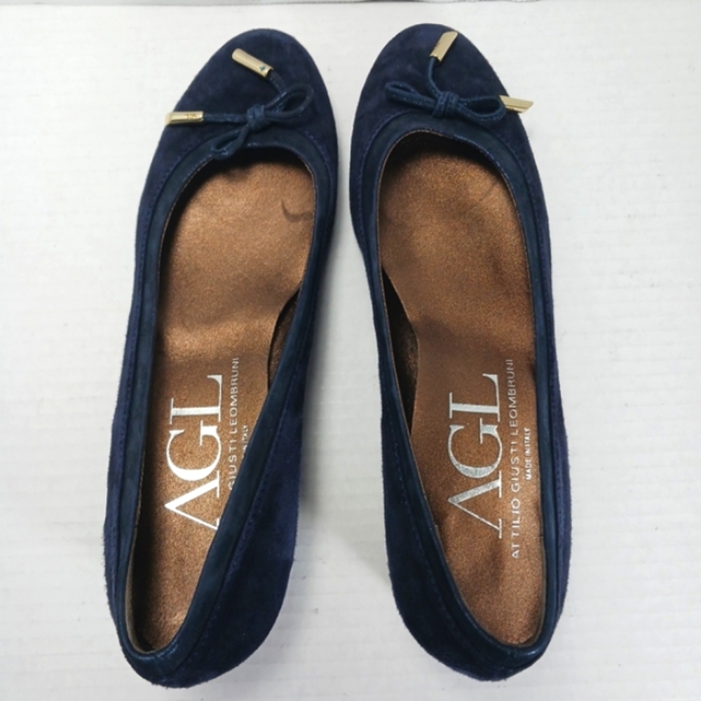 AGL Kristen Navy Suede Ballet Flats Covered Block Heels Rubber Sole EUC Sz 41 - Picture 13 of 15